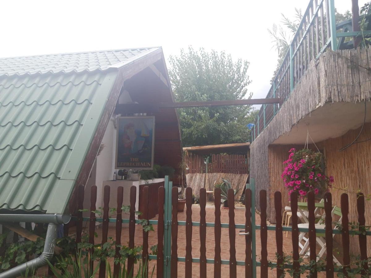 Attila-Apartman Budaoers Budaörs Exterior foto